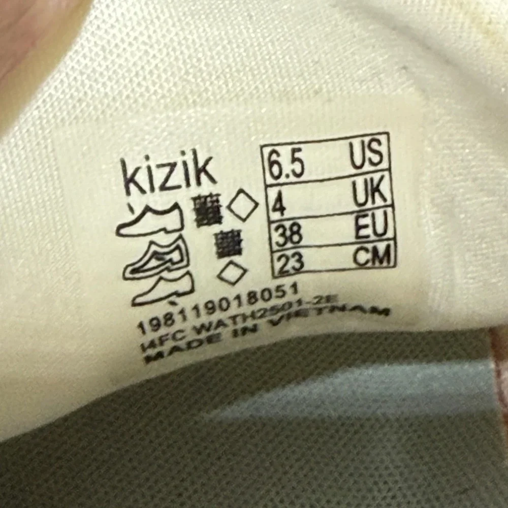 Kizik athens shoes